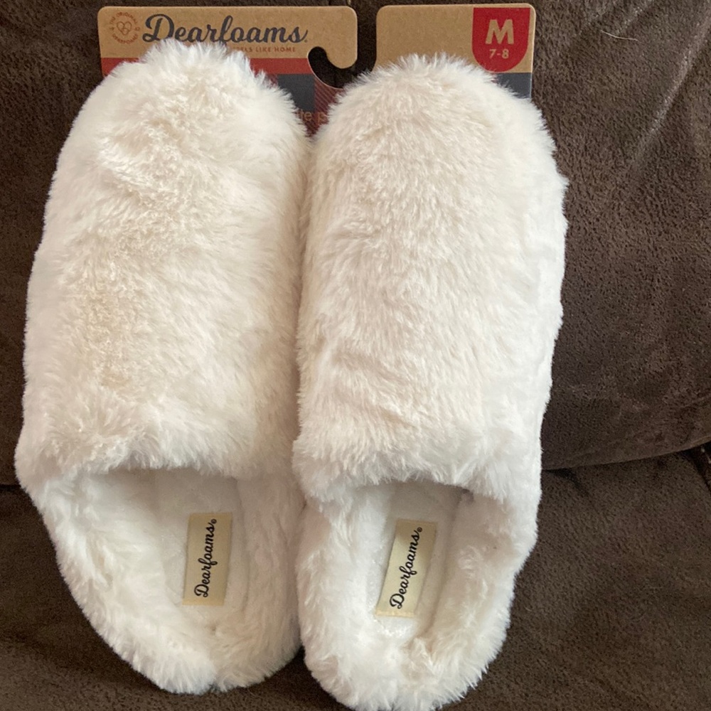 Dearfoams Memory Foam Slippers